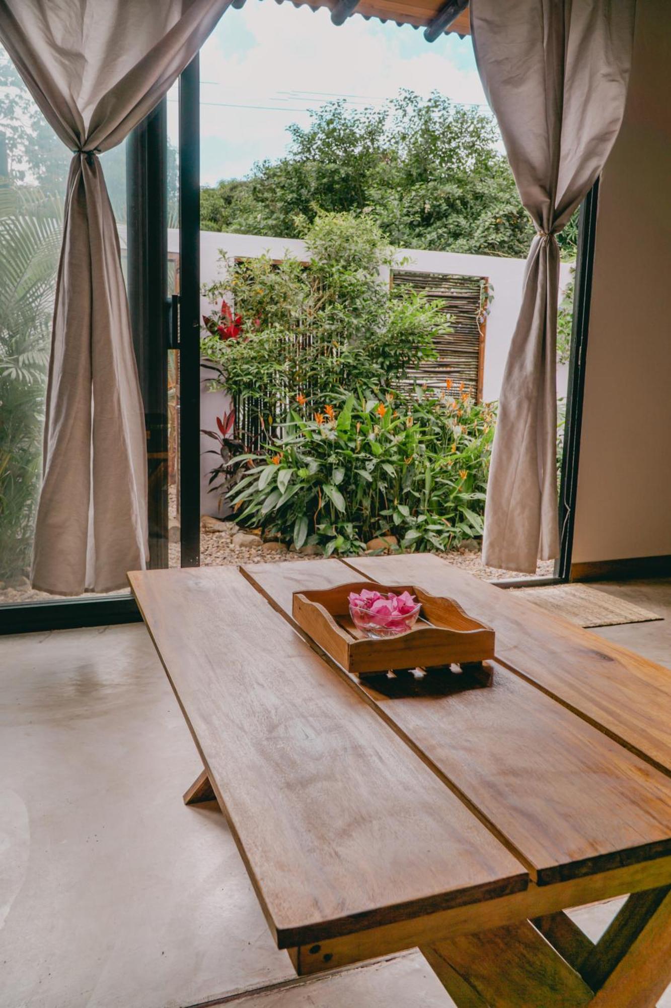 パロミノ Casas La Floristeriaヴィラ エクステリア 写真